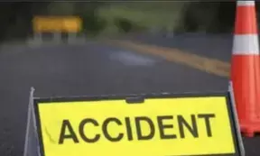 Tanker overturns on Jaipur-Delhi highway, Methanol gas leak reported