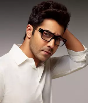 Varun Dhawan says heartbreak is a difficult phase for men Varun Dhawan says heartbreak is a difficult phase for men