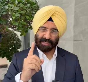 AAP facilitated registration of Bangladeshis, Rohingyas in voter list: BJP counters Kejriwal AAP facilitated registration of Bangladeshis, Rohingyas in voter list: BJP counters Kejriwal