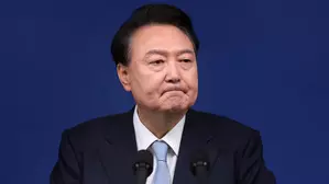 South Korea: Yoons defence team to seek injunction against detention warrant for impeached president