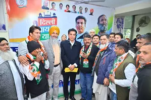 Pujari Granthi scheme latest lie of Kejriwal: Delhi Congress