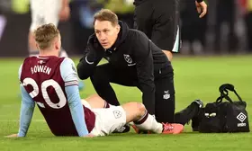 West Ham captain Jarrod Bowen sidelined with fractured foot