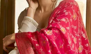 Who is Sara Ali Khans ‘jaan’ with whom she enjoys first dinner of 2025?