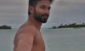 Shahid Kapoor-Mira Rajput share a peek into their romantic gateway