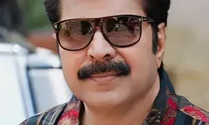 Mammootty calls on family of MT Vasudevan Nair, the person who brought out the best in him