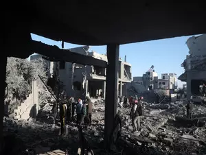 At least 24 killed in fresh Israeli raids across Gaza At least 24 killed in fresh Israeli raids across Gaza