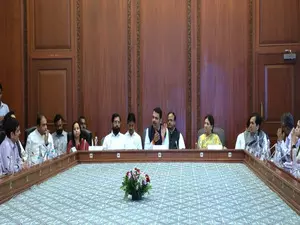 Prepare new timeline for completion of all Metro projects: Fadnavis tells officials