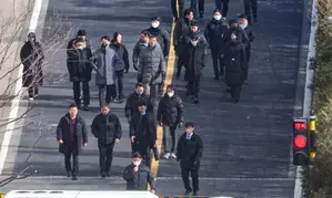 South Korea: Presidential security officials snub police request for questioning