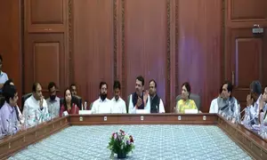 Prepare new timeline for completion of all Metro projects: Fadnavis tells officials