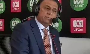 Gavaskar left perplexed over omission from trophy ceremony in Sydney