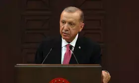 Turkeys President Erdogan warns of cross-border operation in Syria