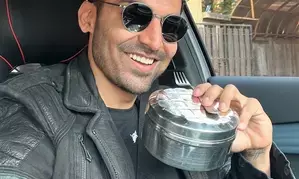 Gurmeet takes a step toward a healthier lifestyle with steel tiffin boxes