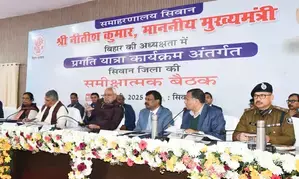 Nitish Kumar inaugurates, lays foundation of projects worth Rs 109 crore in Siwan