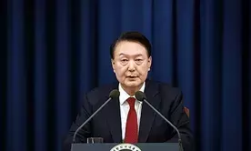 South Korea: Hundreds for, against Yoons impeachment rally near Presidential residence