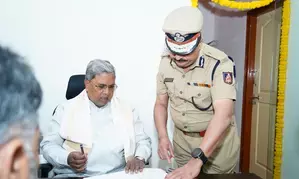 Create fear among criminals, fear-free atmosphere for common man: K’taka CM tells police