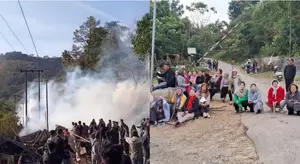 Manipur: Curfew after Naga-Kuki tension in Kangpokpi, Assam Rifles camp destroyed in Kamjong Manipur: Curfew after Naga-Kuki tension in Kangpokpi, Assam Rifles camp destroyed in Kamjong