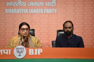 AAP MLAs helping Bangladeshis get fake Aadhaar cards: Smriti Irani