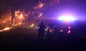 Increasing winds pose new risks for wildfire-ravaged Los Angeles