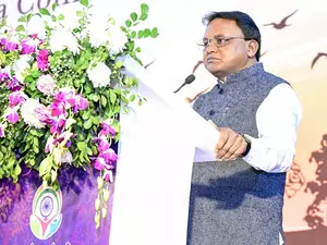 Pension to Emergency detainees: Loktantra Senani members felicitate Odisha CM Pension to Emergency detainees: Loktantra Senani members felicitate Odisha CM