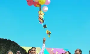 Rajasthan CM inaugurates kite festival, promotes hard work and charity