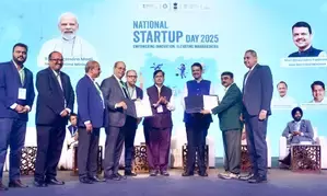 Maha leads start up revolution in the country: CM Fadnavis