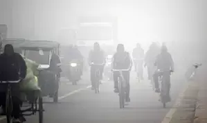 Dense fog in Delhi-NCR parts, train services disrupted