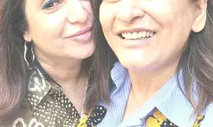 Farah Khan reveals SRK gifts her THIS after every movie