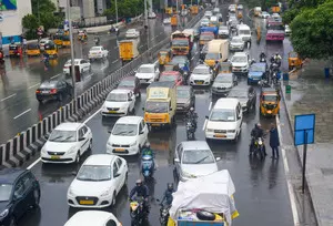 Heavy traffic congestion expected in Chennai as 12 Lakh commuters return post Pongal Heavy traffic congestion expected in Chennai as 12 Lakh commuters return post Pongal