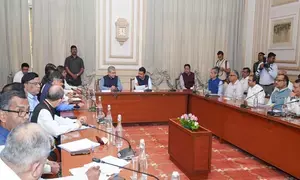 Efforts underway on integrated ticketing system for urban transport: Fadnavis