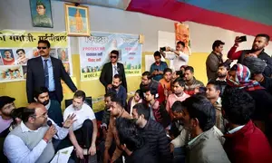 Rahul Gandhi meets protesting BPSC aspirants in Patna