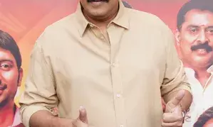 I can only offer tears of joy and gratitude in return to the audience, says Sundar C