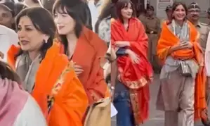 Chris Martins ladylove Dakota Johnson visits Siddhvinayak temple with this Bollywood celeb