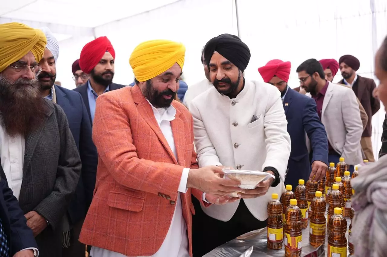 CM Mann Praises Women Entrepreneurs at Moga Summit CM Mann Praises Women Entrepreneurs at Moga Summit