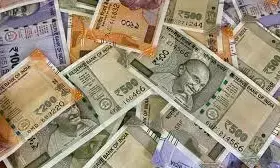 World Bank expects Indias fiscal deficit to shrink further amid rising tax revenues