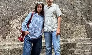Farah Khan & Ashutosh Gowariker pose for a memorable pic as they visit Ellora caves