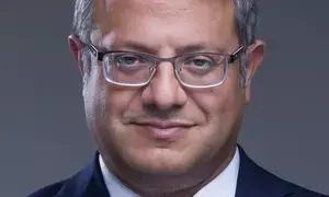 Israels national security minister resigns