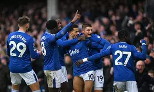 PL: Man Utd, Tottenham concede three goals each in defeats against Brighton and Everton