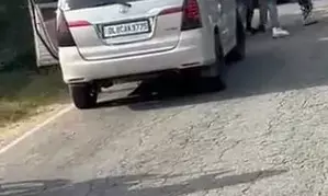 Kerala bizman attacked in Karnataka, robbed of car, cash