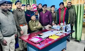 Suspected Brown Sugar worth Rs 10 cr seized from train at Malda, passenger nabbed