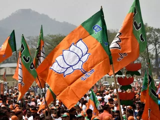 BJP’s Desperate Tactics: The Stone-Pelting Incident and the Erosion of Democracy BJP’s Desperate Tactics: The Stone-Pelting Incident and the Erosion of Democracy