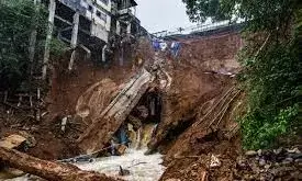 Death toll in Indonesias Central Java landslides rises to 18