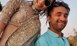 ‘Gogo ke bacche’ Shraddha, Siddhanth pose for a picture ‘Gogo ke bacche’ Shraddha, Siddhanth pose for a picture