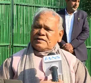 Will support PM Modi till death, says Manjhi; dismisses rumours of quitting NDA (Ld) Will support PM Modi till death, says Manjhi; dismisses rumours of quitting NDA (Ld)
