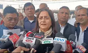 Kiran Choudhry hits out at Hooda father-son duo, says they betrayed people