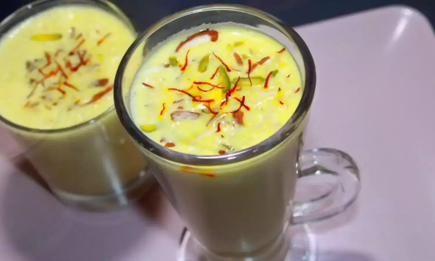 Drink saffron milk in winter: Get these incredible benefits