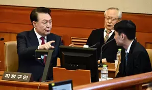 South Korea: Ex-defence minister downplays martial law allegations against Yoon