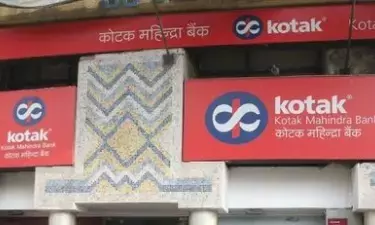 Kotak Mahindra Bank acquires Standard Chartered Indias personal loan biz for Rs 3,330 cr