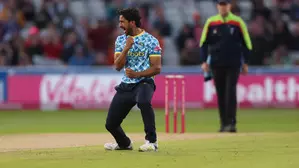 County Championships: Hassan Ali returns to Warwickshire for third season County Championships: Hassan Ali returns to Warwickshire for third season