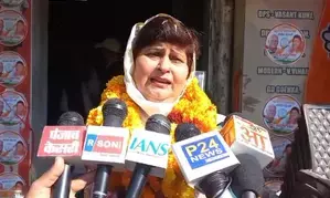 Pushpa Singh vows to bring development to Mehrauli as Cong faces tough Delhi Assembly polls