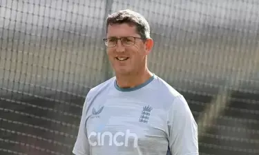 Discipline, not fitness, behind England womens Ashes struggles, says head coach Lewis